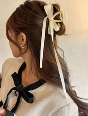 〔数量限定〕ヘアツメ　リボン　ヘアクリップ　バンスクリップ　ピンク　ヘアアクセサリー　韓国　韓国風　お洒落　ブラック　ホワイト