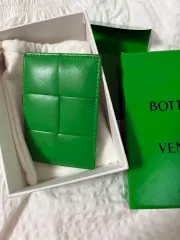 2025年最新】ボッテガ 長財布 グリーンの人気アイテム - メルカリ