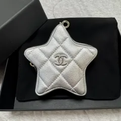 希少　未使用 シャネル CHANEL マトラッセ 星型 バッグチャーム STAR 星型☆小銭入れも可愛い♪3色展開【CHANEL】ミニ フラップバッグ