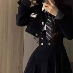 新品未使用 韓国学院風 高腰 百褶スカート 三点セット 春夏コレクション フォーマルJK制服 スリムフィット 上品デザイン 女性用 藍色スタイル 撮影用・学園祭・コスプレ衣装 セット内容：ジャケット・吊りスカート・シャツ（ネクタイ付き）