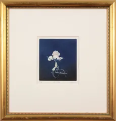 山辺絹子作「梅花小禽図」 純金を象嵌したエッチング銅版画