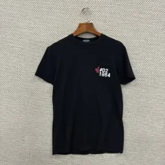 DSQUARED2(ディースクエアード2) 2 ポケット プリンティング 半袖T 90 D01434のサムネイル
