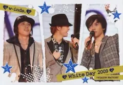 【中古】生写真(男性) w-inds./集合3人・横型・白枠・上半身/2009 Saint Valentine’s Day