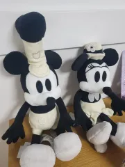 Disney(ディズニー) ブラック&ホワイト ミッキーマウス ミニーマウス 100 周年 人形 出品