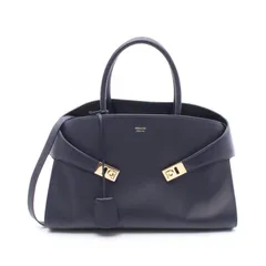 2025年最新】フェラガモ バッグ hugの人気アイテム - メルカリ