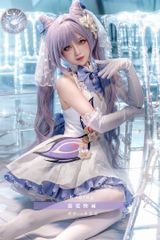 スタレ コスプレ ロビン ファー付き ウィッグ - メルカリ