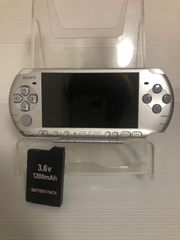 携帯用ゲーム本体PSP-3000 シルバー 充電器付き