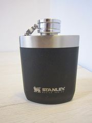 STANLEY スタンレー マスターフラスコ 0.23L マットブラック スキットル ウイスキー 蒸留酒 登山 アウトドア【美品】MO6052TUD【Shops 匿名配送】