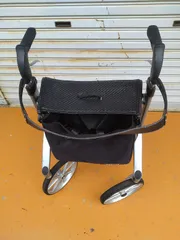 竹虎/タケトラ/歩行器/介護用品/リハビリ/パープル/シルバーカー/車いす 竹虎/タケトラ/歩行器/介護用品/リハビリ/パープル/シルバーカー