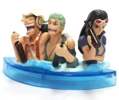 【中古】トレーディングフィギュア ゾロ＆ウソップ＆ロビン フィギュアセット 「ワンピース」 サッポロ一番肉入りコンソメヌードル付属品 セブンイレブン限定