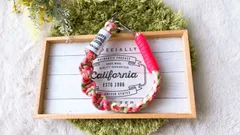 パラコード✶スマホストラップ✶ショート手首用✶ハンドストラップ✶ストラップホルダー付✶キャンディポップ☓シャンパンゴールド☓ネオンピンク