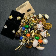 N【アクセまとめ】42 ゴールド ピアス イヤリング おまとめ セット品 ランダム アソート おしゃれ お出かけ かわいい かっこいい ヴィンテージ