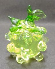 ウランガラス　フィギュア　ぶどう　byチェコボヘミアガラス