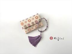 再販‼︎ お念珠入れ　ポケット付き　高級金襴…お花畑　ベージュ《送料無料》