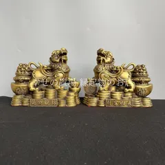 貔貅 獅子 シーサー 置物 オブジェ 2個セット ペア 風水 金運 財運 銅製 招財進寶 家庭運 商売繁盛 開運グッズ 金色 ゴールド インテリア 縁起物 開店祝い 吉祥アイテム 飾り 玄関 リビング 事務所 デスク 卓上 ペア置き物 財宝守護神 運勢アップ