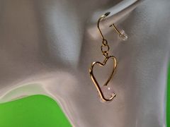 天然ピンクカルセドニーハート形ピアス