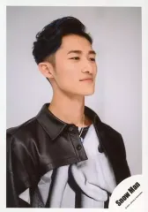 【中古】生写真(ジャニーズ) Snow Man/岩本照/バストアップ/シングル「Grandeur」MV＆ジャケ写オフショット/公式生写真