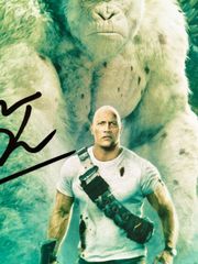 ドウェイン・ジョンソン直筆サイン入り2Lサイズ写真…Dwayne Johnson