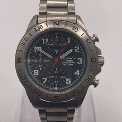 ◎【✨腕時計✨】Orient オリエント　Legacy レガシー　レガシィ　 クロノグラフ　クォーツ式　メンズ　男性　チタニウム　チタン　ステンレス　スチール　金属　ベルト　ケース　文字盤　黒　ブラック　ラウンド　丸形