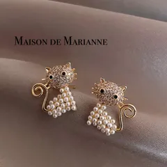 ギフトBOX付✴︎ゴールド ネコ ピアス✴︎パール キラキラ ビジュー