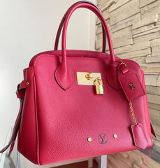 【Louis vuitton】ミラPM 2WAY 大容量　ショルダー　赤色