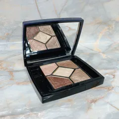 ［美品］Christian Dior サンク クルール 539 イリディセント レザー アイシャドウ ブラウン系 ベージュ系 01-0189