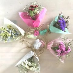 【セール】№7ドライフラワーミニブーケ　5点セット　スターチス　かすみ草