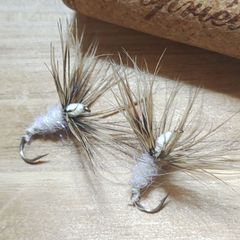 ■ELK■　逆さ毛鉤　雉羽根　アイスダブ　純白　10本　テンカラ　完成品フライ