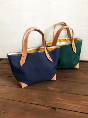 帆布×本革の小さめトートバッグ　送料無料　ハンドメイド 男女兼用　父の日