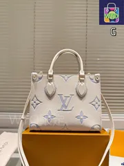 【今日特価】LV（ルイ・ヴィトン）Onthego ブラック × ミルク フラワー スモール