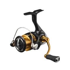DAIWA 18レガリス LT 2000 S リール DUEL PE 0.3号