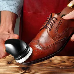 【送料無料】【新品】靴磨きセット シューケアセット 靴 艶出し プレゼント 父の日 敬老の日 初心者 電動 ブラシ スポンジ 楽々くつピカ君