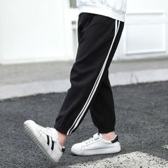 キッズロングパンツ【110㎝】ブラック　ライン　長ズボン　ジャージ