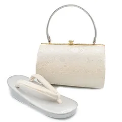 【訳あり】草履 バッグ セット ぞうり 高級 フリーサイズ Fサイズ 正絹 日本製 礼装 フォーマル レディース 金 ゴールド 銀 シルバー 着物 訪問着 留袖 結婚式 結納 入学式 卒業式 七五三 お宮参り 上品 ２点 送料無料 w942