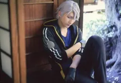 【中古】生写真(男性) 梅津瑞樹(山姥切長義)/横型・膝上・座り・内番衣装・顔下向き・寄りかかり・キャラクターショット/舞台「『刀剣乱舞』綺伝 いくさ世の徒花」ランダムブロマイド