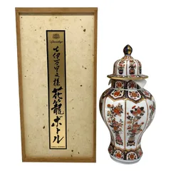 ニッカウヰスキー古伊万里文様花籠 有田焼 特級 NIKKA WHISKY Special Age 古伊万里文様 ''花籠ボトル'' |