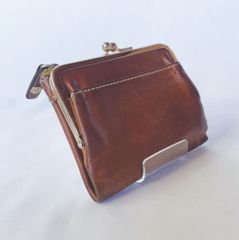 ✱Dakota（ダコタ）✱がま口 二つ折り財布