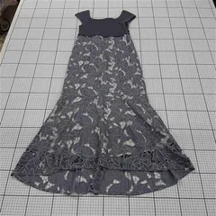 ◇ ⊂ MERCURYDUO ノースリーブ 膝下丈 カットワーク刺繍ニットドッキングキャミジャンスカ サイズS グレー系 レディース E  【1509100072232】