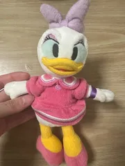 【美品】デイジー  ぬいぐるみバッジ キーホルダー ディズニーリゾート限定