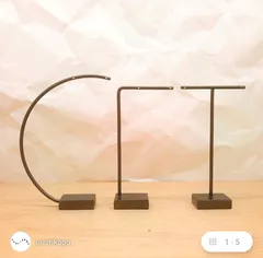 CLT字型ピアススタンド（3個入り）