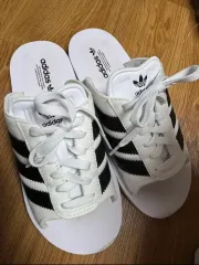 【美品】アディダス adidas ガゼル 26.5 サンダル　新品未使用 20％OFF／SALE】アディダス オリジナルス adidas Originals