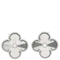 2025年最新】ギヨシェ ピアスの人気アイテム - メルカリ