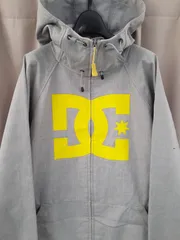 2025年最新】ESTIVO パーカーの人気アイテム - メルカリ