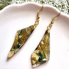 現代アート ピアス フックタイプ グレー ハンドメイド