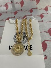 自家保管VERSACE ヴェルサーチ メドゥーサ ネックレス メダル型 - メルカリ