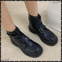 厚底 ショートブーツ レディース 美脚おしゃれ ミドルブーツ エンジニアブーツ カジュアル ストリート風 ストームブーツ ベルト 歩きやすい 秋冬靴かっこいいワークブーツ 韓国 ショートブーツ脚長 黒ブーツ疲れにくい