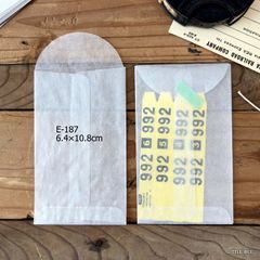 515・E-187　USA グラシン封筒　長方形M　20枚　6.4×10.8ｃｍ  封筒　グラシン　紙もの　紙袋　ジャンクジャーナル　雑記帳　ラッピング　袋　アメリカ雑貨　アメリカ　紙もの　海外紙もの　スクラップ　ハンドメイド日記　おすそ分けファイル　雑記帳