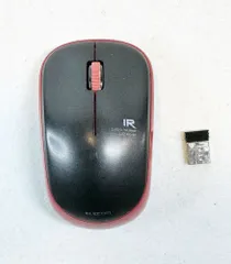 【HY】O【美品】ELECOM エレコム M-IR07DRRD｜IR LEDマウス｜約2.5年電池長持ち｜軽量52g＆左右対称｜2.4GHzワイヤレス｜USBレシーバー付属｜レッド[定形外郵便、送料無料]HY002