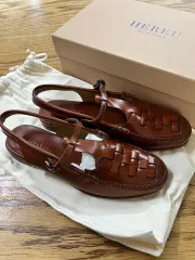 HEREU サンダル　新品未使用 37 2025年最新】hereu 37の人気アイテム - メルカリ