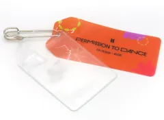 【中古】雑貨 BTS(防弾少年団) PVCミニフォトホルダー＆ラベルタグ 「デジタルコード BTS PERMISSION TO DANCE ON STAGE - SEOUL」 Weverse Shop GLOBAL予約購入特典